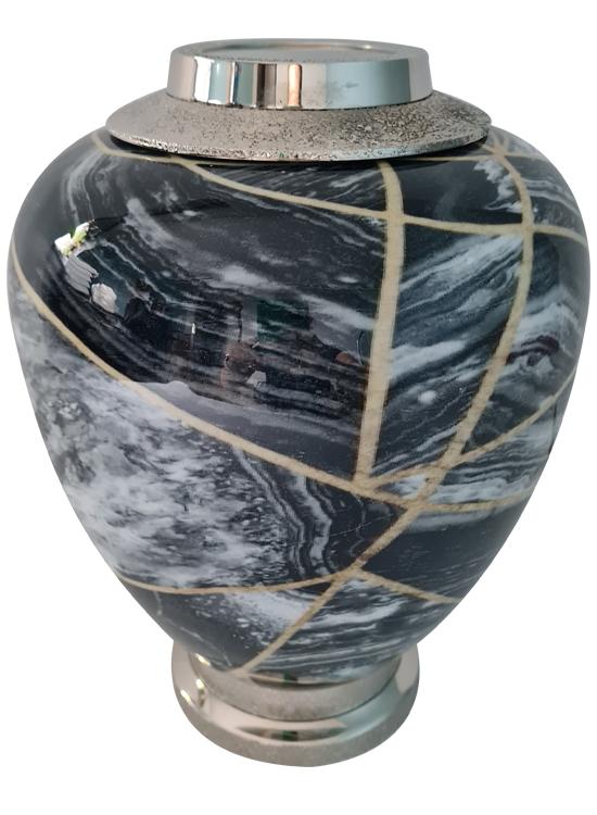 Urne en aluminium et laiton 27